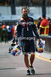 Sam Village (GBR) Red Bull Racing Personal Trainer. 26.05.2016. Formula 1 World Championship, Rd 6, Monaco Grand Prix, Monte Carlo, Monaco, Practice Day.