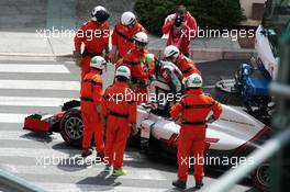 Esteban Gutierrez (MEX) Haas F1 Team VF-16 stopped in the first practice session. 26.05.2016. Formula 1 World Championship, Rd 6, Monaco Grand Prix, Monte Carlo, Monaco, Practice Day.