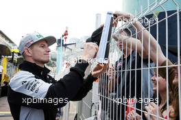 Nico Hulkenberg (GER) Sahara Force India F1 signs autographs for the fans. 25.05.2016. Formula 1 World Championship, Rd 6, Monaco Grand Prix, Monte Carlo, Monaco, Preparation Day.