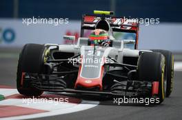Esteban Gutierrez (MEX) Haas F1 Team VF-16. 28.10.2016. Formula 1 World Championship, Rd 19, Mexican Grand Prix, Mexico City, Mexico, Practice Day.