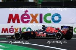 Daniil Kvyat (RUS) Scuderia Toro Rosso STR11. 28.10.2016. Formula 1 World Championship, Rd 19, Mexican Grand Prix, Mexico City, Mexico, Practice Day.