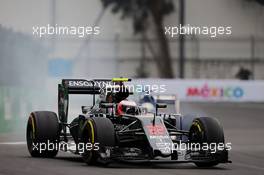 Jenson Button (GBR) McLaren MP4-31 locks up under braking. 28.10.2016. Formula 1 World Championship, Rd 19, Mexican Grand Prix, Mexico City, Mexico, Practice Day.