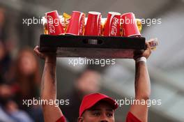 A drinks vendor. 28.10.2016. Formula 1 World Championship, Rd 19, Mexican Grand Prix, Mexico City, Mexico, Practice Day.