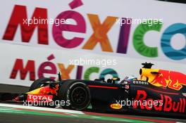 Daniel Ricciardo (AUS) Red Bull Racing RB12. 28.10.2016. Formula 1 World Championship, Rd 19, Mexican Grand Prix, Mexico City, Mexico, Practice Day.