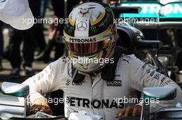 Lewis Hamilton (GBR) Mercedes AMG F1 W07 Hybrid on the grid. 30.10.2016. Formula 1 World Championship, Rd 19, Mexican Grand Prix, Mexico City, Mexico, Race Day.