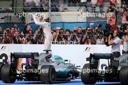 Lewis Hamilton (GBR) Mercedes AMG F1   30.10.2016. Formula 1 World Championship, Rd 19, Mexican Grand Prix, Mexico City, Mexico, Race Day.