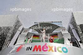 Race winner Lewis Hamilton (GBR) Mercedes AMG F1 celebrates on the podium. 30.10.2016. Formula 1 World Championship, Rd 19, Mexican Grand Prix, Mexico City, Mexico, Race Day.