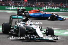 1st place Lewis Hamilton (GBR) Mercedes AMG F1 W07 . 30.10.2016. Formula 1 World Championship, Rd 19, Mexican Grand Prix, Mexico City, Mexico, Race Day.