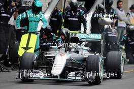 Nico Rosberg (GER) Mercedes AMG F1 W07 Hybrid makes a pit stop. 30.10.2016. Formula 1 World Championship, Rd 19, Mexican Grand Prix, Mexico City, Mexico, Race Day.