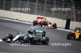 Nico Rosberg (GER) Mercedes AMG Petronas F1 W07. 30.10.2016. Formula 1 World Championship, Rd 19, Mexican Grand Prix, Mexico City, Mexico, Race Day.