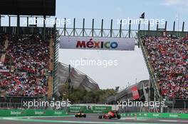 Daniel Ricciardo (AUS) Red Bull Racing RB12. 30.10.2016. Formula 1 World Championship, Rd 19, Mexican Grand Prix, Mexico City, Mexico, Race Day.