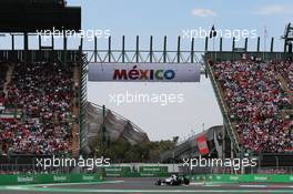 Lewis Hamilton (GBR) Mercedes AMG F1 W07 Hybrid. 30.10.2016. Formula 1 World Championship, Rd 19, Mexican Grand Prix, Mexico City, Mexico, Race Day.