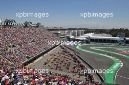 Lewis Hamilton (GBR) Mercedes AMG F1 W07 Hybrid. 29.10.2016. Formula 1 World Championship, Rd 19, Mexican Grand Prix, Mexico City, Mexico, Qualifying Day.