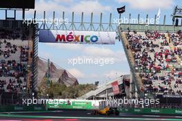 Kevin Magnussen (DEN) Renault Sport F1 Team RS16. 29.10.2016. Formula 1 World Championship, Rd 19, Mexican Grand Prix, Mexico City, Mexico, Qualifying Day.