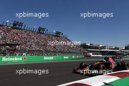 Carlos Sainz Jr (ESP) Scuderia Toro Rosso  29.10.2016. Formula 1 World Championship, Rd 19, Mexican Grand Prix, Mexico City, Mexico, Qualifying Day.