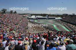 Lewis Hamilton (GBR) Mercedes AMG F1 W07 Hybrid. 29.10.2016. Formula 1 World Championship, Rd 19, Mexican Grand Prix, Mexico City, Mexico, Qualifying Day.