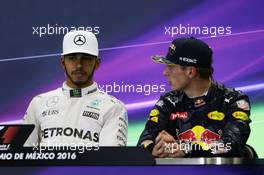 (L to R): Lewis Hamilton (GBR) Mercedes AMG F1 and Max Verstappen (NLD) Red Bull Racing in the FIA Press Conference. 29.10.2016. Formula 1 World Championship, Rd 19, Mexican Grand Prix, Mexico City, Mexico, Qualifying Day.