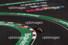 Kevin Magnussen (DEN) Renault Sport F1 Team RS16. 29.10.2016. Formula 1 World Championship, Rd 19, Mexican Grand Prix, Mexico City, Mexico, Qualifying Day.