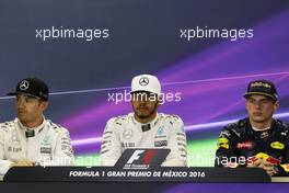 Qualifying top three in the FIA Press Conference (L to R): Nico Rosberg (GER) Mercedes AMG F1, second; Lewis Hamilton (GBR) Mercedes AMG F1, pole position; Max Verstappen (NLD) Red Bull Racing, third. 29.10.2016. Formula 1 World Championship, Rd 19, Mexican Grand Prix, Mexico City, Mexico, Qualifying Day.