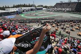 Lewis Hamilton (GBR) Mercedes AMG F1 W07 Hybrid. 29.10.2016. Formula 1 World Championship, Rd 19, Mexican Grand Prix, Mexico City, Mexico, Qualifying Day.