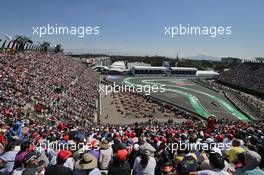 Kevin Magnussen (DEN) Renault Sport F1 Team RS16. 29.10.2016. Formula 1 World Championship, Rd 19, Mexican Grand Prix, Mexico City, Mexico, Qualifying Day.