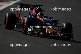 Daniil Kvyat (RUS) Scuderia Toro Rosso  29.10.2016. Formula 1 World Championship, Rd 19, Mexican Grand Prix, Mexico City, Mexico, Qualifying Day.