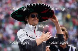 Esteban Gutierrez (MEX) Haas F1 Team on the drivers parade. 30.10.2016. Formula 1 World Championship, Rd 19, Mexican Grand Prix, Mexico City, Mexico, Race Day.