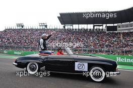 Nico Hulkenberg (GER) Sahara Force India F1 on the drivers parade. 30.10.2016. Formula 1 World Championship, Rd 19, Mexican Grand Prix, Mexico City, Mexico, Race Day.