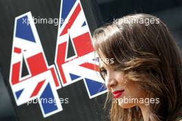 Grid girl, Lewis Hamilton (GBR) Mercedes AMG F1   30.10.2016. Formula 1 World Championship, Rd 19, Mexican Grand Prix, Mexico City, Mexico, Race Day.