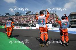 Marshals on the drivers parade. 30.10.2016. Formula 1 World Championship, Rd 19, Mexican Grand Prix, Mexico City, Mexico, Race Day.