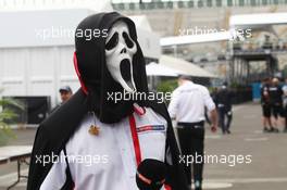 A spooky masked Sky Sports Presenter. 27.10.2016. Formula 1 World Championship, Rd 19, Mexican Grand Prix, Mexico City, Mexico, Preparation Day.