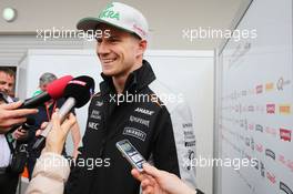 Nico Hulkenberg (GER) Sahara Force India F1 with the media. 27.10.2016. Formula 1 World Championship, Rd 19, Mexican Grand Prix, Mexico City, Mexico, Preparation Day.