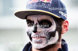 Max Verstappen (NLD) Red Bull Racing with Halloween themed face paint. 27.10.2016. Formula 1 World Championship, Rd 19, Mexican Grand Prix, Mexico City, Mexico, Preparation Day.