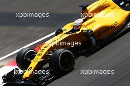 Kevin Magnussen (DEN) Renault Sport F1 Team RS16. 30.09.2016. Formula 1 World Championship, Rd 16, Malaysian Grand Prix, Sepang, Malaysia, Friday.