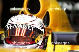 Kevin Magnussen (DEN), Renault Sport F1 Team  30.09.2016. Formula 1 World Championship, Rd 16, Malaysian Grand Prix, Sepang, Malaysia, Friday.