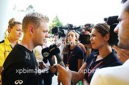 Kevin Magnussen (DEN) Renault Sport F1 Team with the media. 30.09.2016. Formula 1 World Championship, Rd 16, Malaysian Grand Prix, Sepang, Malaysia, Friday.