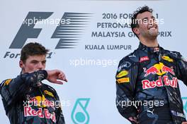 Max Verstappen (NL), Red Bull Racing and Daniel Ricciardo (AUS), Red Bull Racing  02.10.2016. Formula 1 World Championship, Rd 16, Malaysian Grand Prix, Sepang, Malaysia, Sunday.