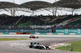 Lewis Hamilton (GBR) Mercedes AMG F1 W07 Hybrid. 02.10.2016. Formula 1 World Championship, Rd 16, Malaysian Grand Prix, Sepang, Malaysia, Sunday.