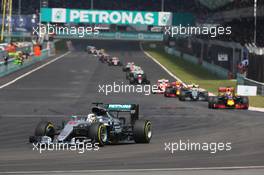 Lewis Hamilton (GBR) Mercedes AMG F1 W07 Hybrid. 02.10.2016. Formula 1 World Championship, Rd 16, Malaysian Grand Prix, Sepang, Malaysia, Sunday.