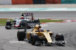 Kevin Magnussen (DEN) Renault Sport F1 Team RS16. 02.10.2016. Formula 1 World Championship, Rd 16, Malaysian Grand Prix, Sepang, Malaysia, Sunday.