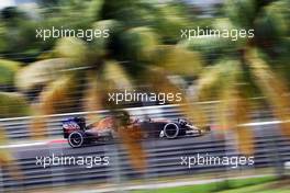 Daniil Kvyat (RUS) Scuderia Toro Rosso STR11. 01.10.2016. Formula 1 World Championship, Rd 16, Malaysian Grand Prix, Sepang, Malaysia, Saturday.