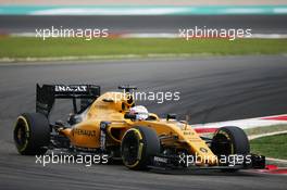 Kevin Magnussen (DEN) Renault Sport F1 Team RS16. 01.10.2016. Formula 1 World Championship, Rd 16, Malaysian Grand Prix, Sepang, Malaysia, Saturday.