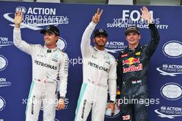Qualifying top three in parc ferme (L to R): Nico Rosberg (GER) Mercedes AMG F1, second; Lewis Hamilton (GBR) Mercedes AMG F1, pole position; Max Verstappen (NLD) Red Bull Racing, third. 01.10.2016. Formula 1 World Championship, Rd 16, Malaysian Grand Prix, Sepang, Malaysia, Saturday.