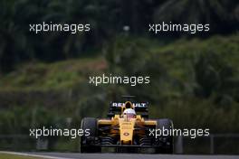 Kevin Magnussen (DEN), Renault Sport F1 Team  01.10.2016. Formula 1 World Championship, Rd 16, Malaysian Grand Prix, Sepang, Malaysia, Saturday.