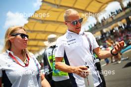 Valtteri Bottas (FIN) Williams on the drivers parade. 02.10.2016. Formula 1 World Championship, Rd 16, Malaysian Grand Prix, Sepang, Malaysia, Sunday.