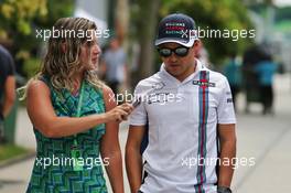 Felipe Massa (BRA) Williams with the media. 29.09.2016. Formula 1 World Championship, Rd 16, Malaysian Grand Prix, Sepang, Malaysia, Thursday.