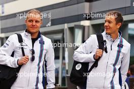 (L to R): Valtteri Bottas (FIN) Williams with Antti Vierula (FIN) Personal Trainer. 29.10.2016. Formula 1 World Championship, Rd 4, Russian Grand Prix, Sochi Autodrom, Sochi, Russia, Practice Day.