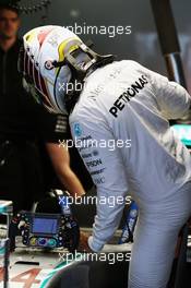 Lewis Hamilton (GBR) Mercedes AMG F1 W07 Hybrid. 29.10.2016. Formula 1 World Championship, Rd 4, Russian Grand Prix, Sochi Autodrom, Sochi, Russia, Practice Day.