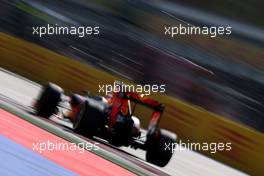 Daniel Ricciardo (AUS), Red Bull Racing  29.10.2016. Formula 1 World Championship, Rd 4, Russian Grand Prix, Sochi Autodrom, Sochi, Russia, Practice Day.