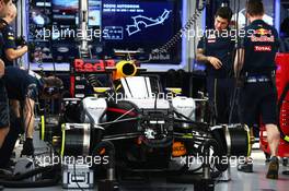 The Red Bull Racing RB12 of Daniel Ricciardo (AUS) Red Bull Racing RB12 with the Aero Screen. 29.10.2016. Formula 1 World Championship, Rd 4, Russian Grand Prix, Sochi Autodrom, Sochi, Russia, Practice Day.